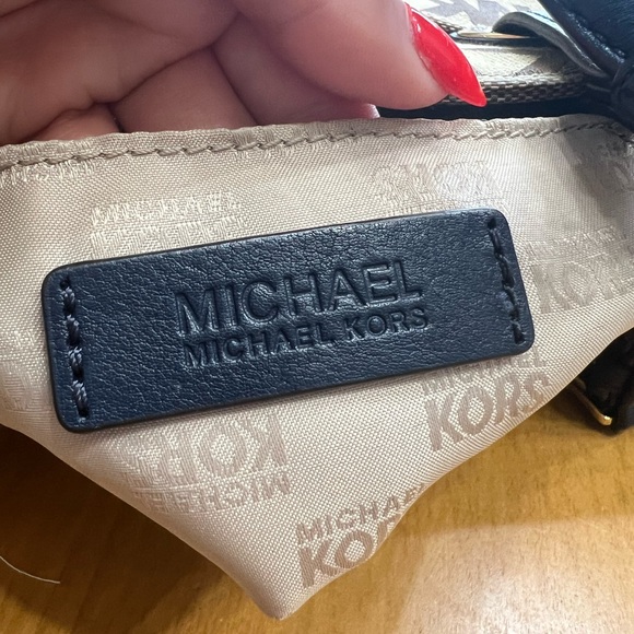 MICHAEL KORS Jet Set Jacquard Signature Tote Navy leather strap - Picture 8 of 9